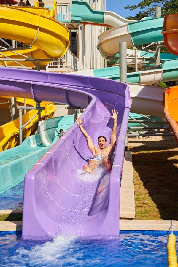 圣克拉拉 Gran Evenia Bijao酒店 外观 照片 A water slide