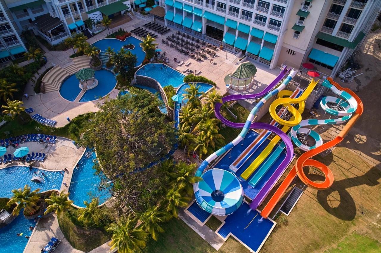 圣克拉拉 Gran Evenia Bijao酒店 外观 照片 Aerial view of Splash Island