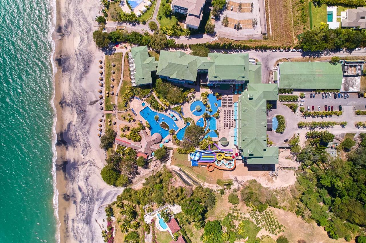 圣克拉拉 Gran Evenia Bijao酒店 外观 照片 Aerial view of the hotel