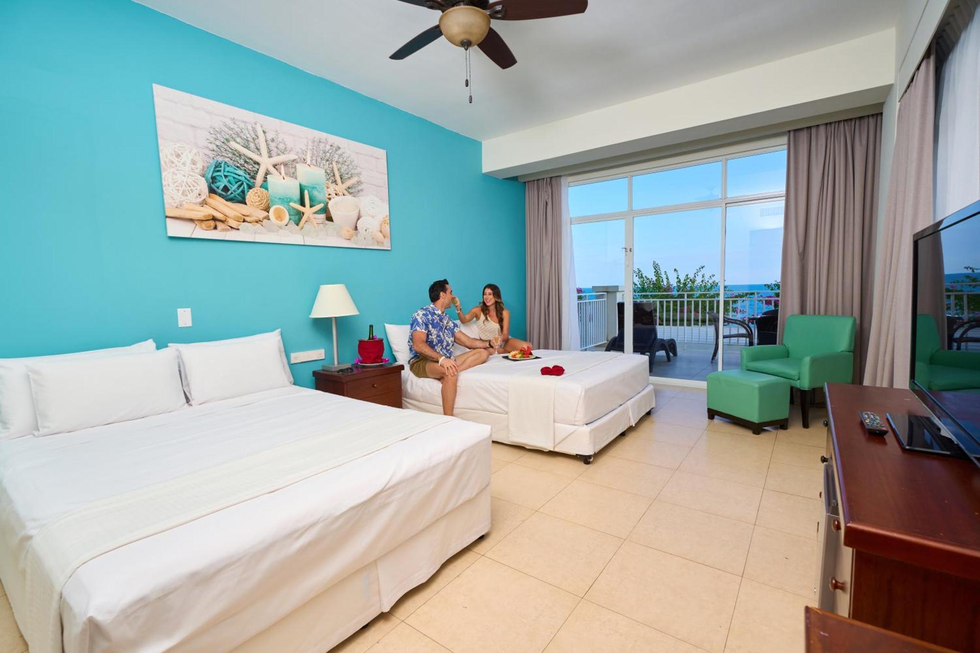 圣克拉拉 Gran Evenia Bijao酒店 客房 照片 Deluxe Ocean View Room
