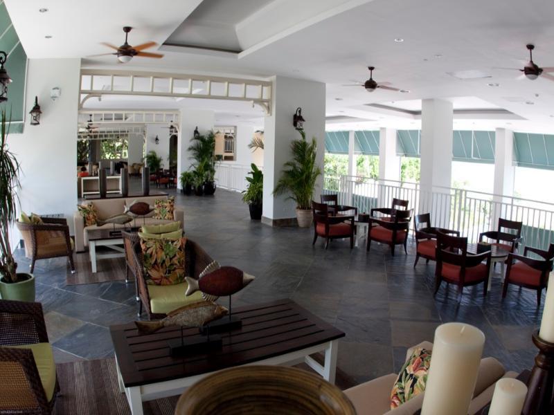 圣克拉拉 Gran Evenia Bijao酒店 外观 照片 The lobby of the hotel