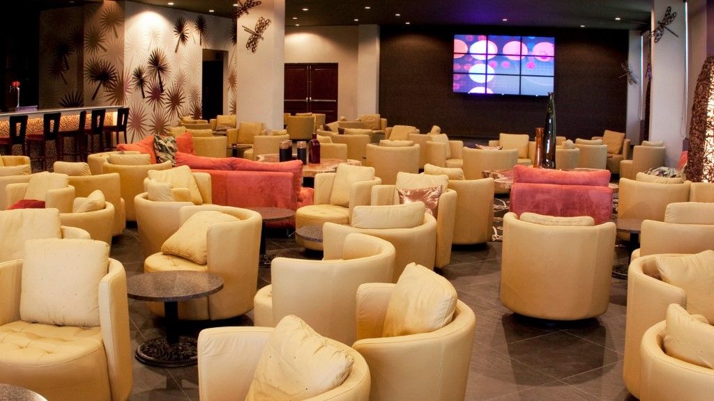 圣克拉拉 Gran Evenia Bijao酒店 外观 照片 The lounge at the airport